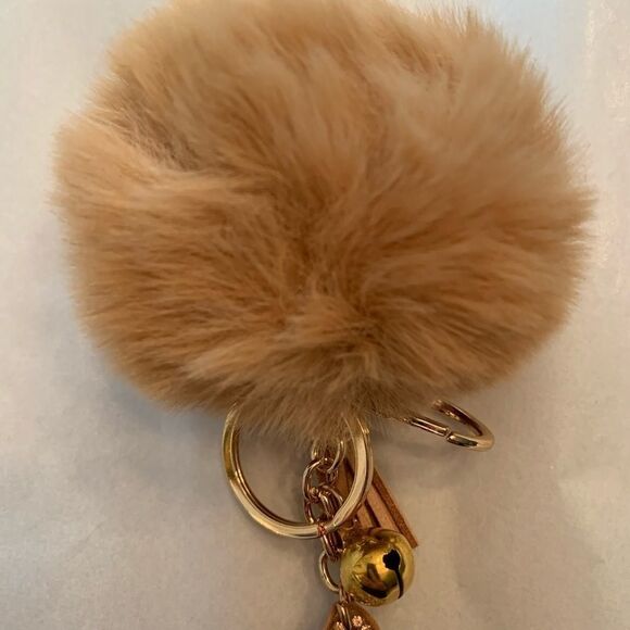POM POM BAG CHARM AND KEY RING - Picture 4 of 5